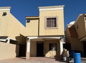 Casa · 3 Recámaras · 2 Estacionamientos · Casa en Fraccionamiento Cerrada Ambar