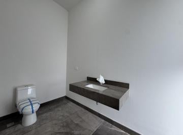 Casa · 467m² · 4 Recámaras · 3 Estacionamientos · Casa en Venta en Pedregal de La Montaña, Zona El Uro