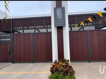 Casa · 150m² · 3 Recámaras · 2 Estacionamientos · Casa Unifamiliar en Venta en Vallarta Colonia Jarretaderas