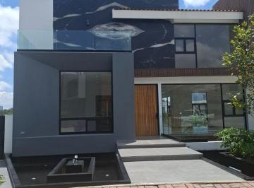 Casa de 4 habitaciones, San Andrés Cholula · Espectacular Casa en Venta Nueva en La Vista Country Club
