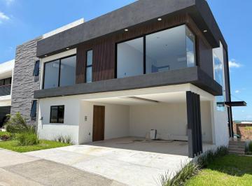 Casa de 3 habitaciones, Alvarado · Casa 3 Recámaras en Venta, Punta Tiburón, con Piscina