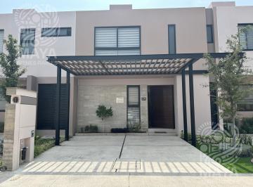 Casa · 132m² · 3 Recámaras · 2 Estacionamientos · Casa en Venta, Virreyes de Cataluña Ii; Tarragona, Lomas del Marqués, Querétaro