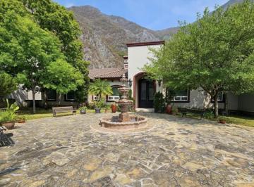 Casa de 4 habitaciones, Santiago · Casa en Renta Las Misiones