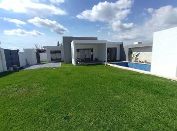 Casa de 3 habitaciones, Ayala · Casa de un Nivel