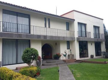 Casa en Venta en Jardines del Pedregal · Casa en Venta en Jardines del Pedregal