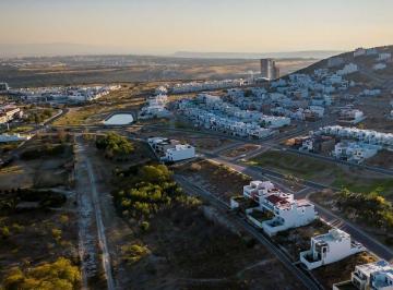 Terreno / Lote , Querétaro · Venta de Terreno en Cumbres del Lago