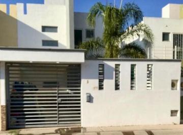 Casa · 3 Recámaras · 2 Estacionamientos · Casa en Venta en Paso de Argenta