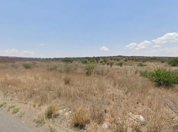 Terreno / Lote · 2453m² · Terreno Plano en Venta con Uso de Suelo Comercial en Cd. Maderas, Querétaro! Precio de Oportunidad!