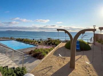 a954e91a94ed9931b44f5f5ab67d0dde00618061cbc36f3c3f2c158a55faefba · Live Where The Ocean Meets Luxury