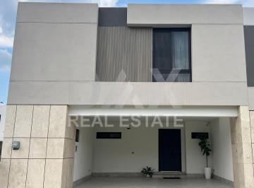 Casa · 242m² · 3 Recámaras · 2 Estacionamientos · Casa en Venta en Carretera Nacional, Las Palmas, Santiago N. L. Antes de El Faisán