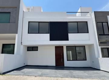Casa de 3 habitaciones, Querétaro · Disfruta Momentos Únicos, Casa con Roof Garden - Milenio III