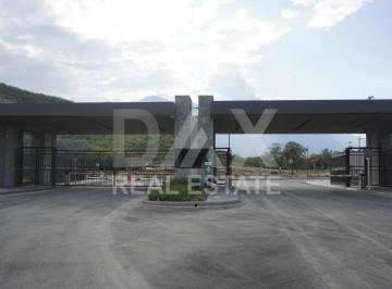 Terreno / Lote · 166m² · Terreno en Venta en Carretera Nacional, El Barrial, Santiago, N. L.