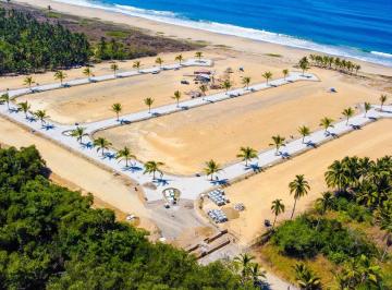 Terreno / Lote , Zihuatanejo de Azueta · Terreno Residencial en Fraccionamiento Privado Frente Al Mar