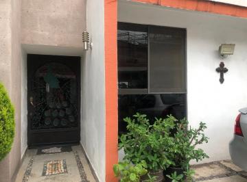 Casa de 3 habitaciones, Coyoacán · Casa en Venta Bosques de Tetlameya, Coyoacán