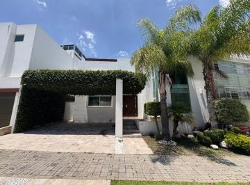 Casa de 4 habitaciones, San Andrés Cholula · Casa en Venta en Lomas de Angelópolis 1, La Isla