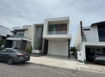 Casa en condominio de 4 habitaciones, Mazatlán · Casa en Venta en Mazatlan, Sinaloa (Fracc. Paraiso Marina)