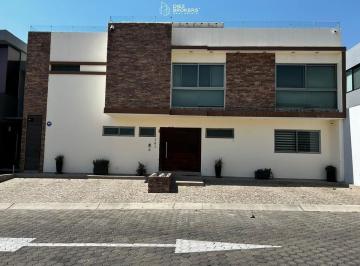 Casa de 5 habitaciones, Tlajomulco de Zúñiga · Casa en Venta - Casa Fuerte, Coto Baluarte, Tlajomulco de Zúñiga