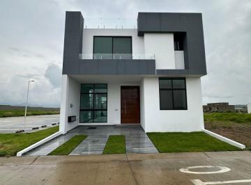 Casa de 4 habitaciones, Zapopan · Hermosa Casa Dentro de Coto en Valle Imperial