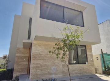 Casa de 5 habitaciones, Zapopan · Zona Real Residencia Nueva 285 m² Excelentes Terminados. en Coto