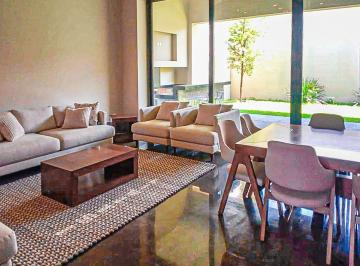 Casa de 4 habitaciones, San Pedro Garza García · Casa en Venta en Valle