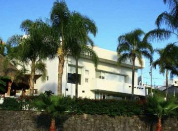 Casa de 4 habitaciones, Querétaro · Casa en Campo de Golf Juriquilla, Querétaro