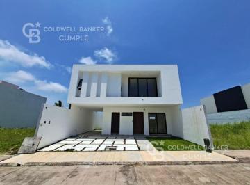 Casa en Venta de 3 habitaciones Fraccionamiento Real Mandinga · Casa en Venta en Real Mandinga