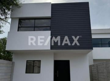 Casa · 110m² · 3 Recámaras · 2 Estacionamientos · Colonia Primero de Diciembre - Venta de Casa - (4)