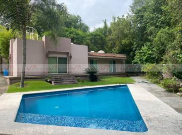 Rancho · 400m² · 2 Recámaras · 15 Estacionamientos · Rancho en Venta en Lazarillos de Abajo