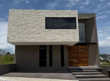 Casa de 3 habitaciones, Morelia · Casa en Venta en Alamos Tres Marías
