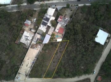Terreno / Lote , Mérida · Terreno Residencial en Venta, a Pie de Calle, en Chichí Suárez.