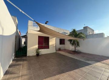 Casa de 2 habitaciones, Mérida · Se Renta Casa en Las Américas Equipada de un Piso