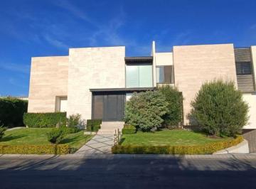 Casa de 3 habitaciones, Querétaro · Casa en Venta en El Campanario, Trinidad Querétaro.