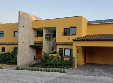 Casa · 533m² · 4 Recámaras · 4 Estacionamientos · Casa en Renta en Punta Mita Nayarit