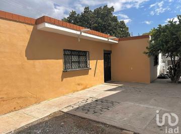 Casa · 80m² · 2 Recámaras · Casa en Zona Centro Parras