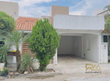 Casa · 153m² · 4 Recámaras · 1 Estacionamiento · Casa en Venta, Col. Vergel de La Sierra, Cd. Victoria