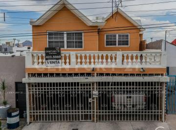 Casa · 279m² · 3 Recámaras · 2 Estacionamientos · Casa en Venta en Fraccionamiento Virreyes en Chihuahua, Chih.