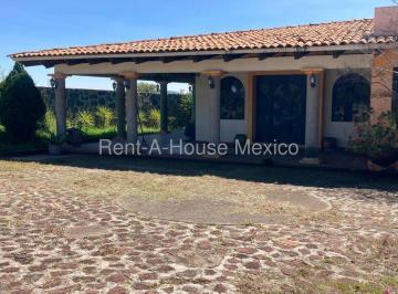 Casa de 4 habitaciones, Jilotepec · Venta Espectacular Propiedad en un Encantador Poblado de Jilotepec#25 - 1711