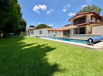 Casa de 3 habitaciones, Atlixco · Casa en Venta Club de Golf El Cristo con Alberca a Campo de Golf Atlixco, Puebla