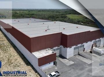 Bodega comercial · 1200m² · Bodega Industrial en Privadas del Los Sauces