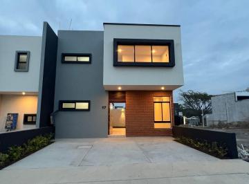 Casa Venta de 3 habitaciones · Residencial Real de Comala Casa en Venta Cerca Pueblo Mágico 3 Habitaciones 2.5 Baños Colima