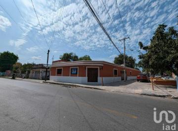 Casa · 352m² · 3 Recámaras · Venta de Hermosa Casa Piñon, Zona Centrica, Merida Yucatan