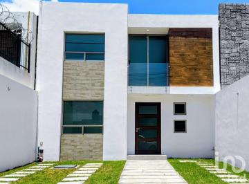 Casa · 139m² · 4 Recámaras · 2 Estacionamientos · !estrena Esta Exclusiva Casa con Diseño y Acabados de Lujo Al Sur de Pachuca!