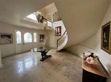 Casa de 3 habitaciones, Puebla · Exclusiva Casa en Venta Esquina, Fracc Puerta de Hierro Cerca Hermanos Serdan Av 15 Mayo