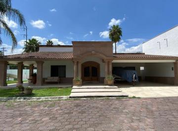 Casa de 3 habitaciones, Santiago · Casa en Venta en Fraccionamiento Campestre Real en Santiago, N. L.
