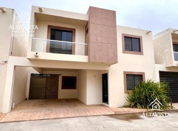 Casa · 155m² · 3 Recámaras · 2 Estacionamientos · Casa en Venta Ubicada en Col. Jesus Luna Luna, Cd. Madero