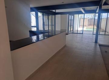 Casa de 4 habitaciones, Mérida · Casa en Venta en Temozón