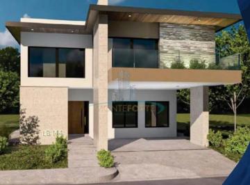 Casa · 330m² · Casa en Loma Bonita