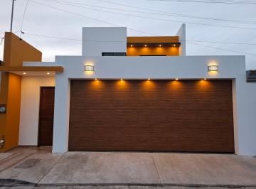 Casa de 4 habitaciones, Culiacán · Casa Nueva en Nuevo Culiacan