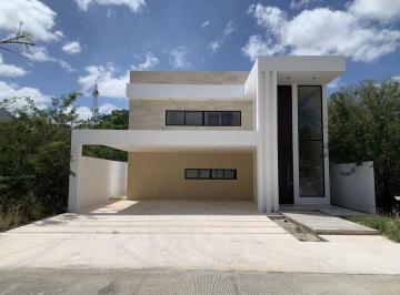 8f9126f0f5a82d664ec81c39f926c7392bafc7e03d2a21863a12f53887bd11d4 · Residencia en Venta Dentro de Exclusiva Privada Nortemerida