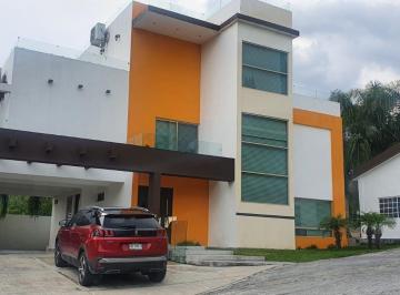 Quinta · 2360m² · 4 Recámaras · Quinta en Venta en Santiago N. L.